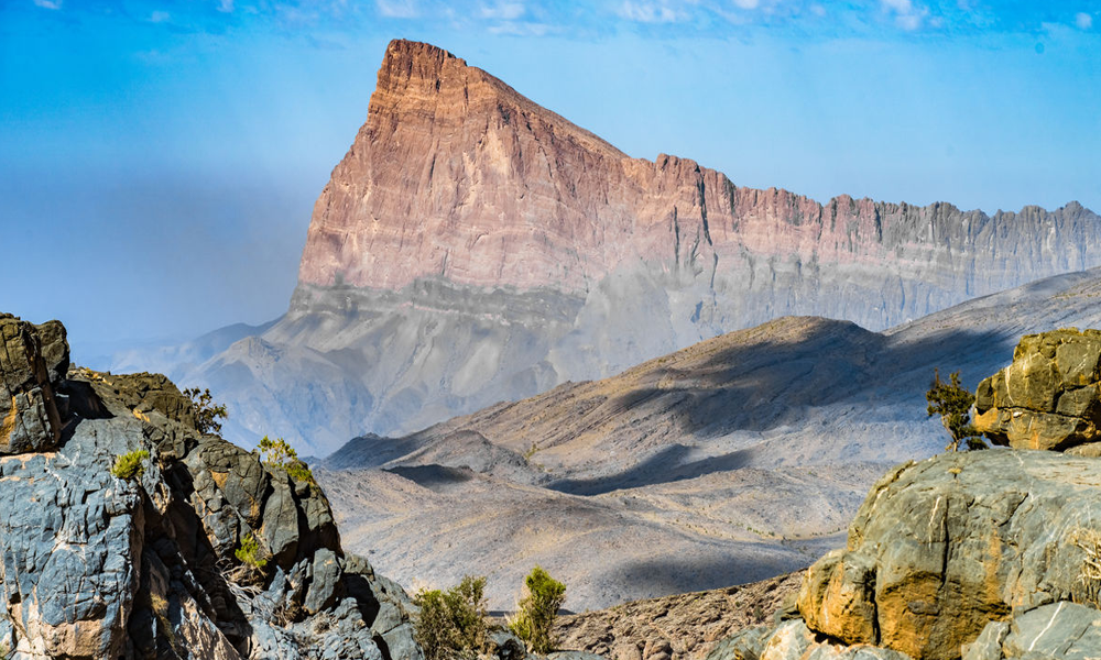 Jebel Shams: Puncak Oman dengan Pemandangan Grand Canyon